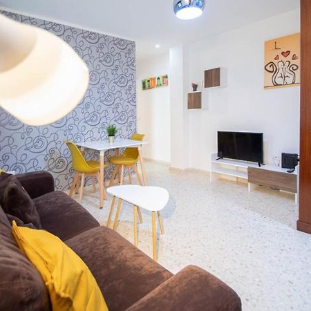 Esencia de Cádiz Entre la Viña y el mercado Cádis Exterior foto
